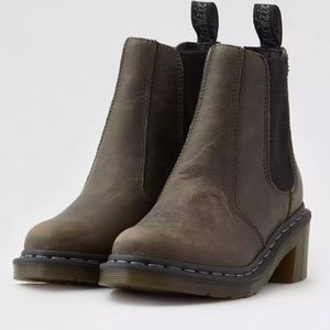 Dr Martens Chelsea Heeled Boot